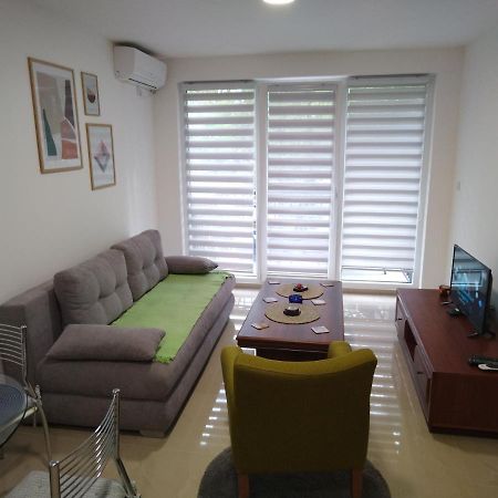 Apartman "N" Srebrno Jezero Ostrovo Exterior foto